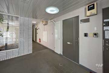 エントランスホール