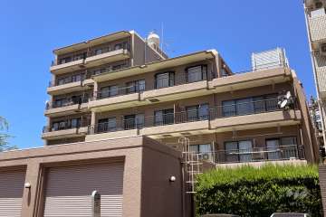 コンド玉川台の外観（南東側から）