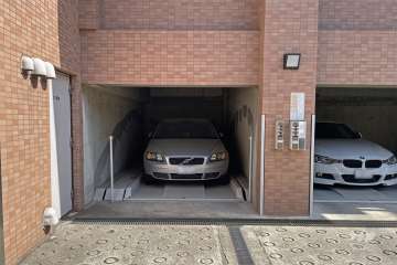 敷地内駐車場（屋内平面式）