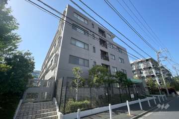 尾山台南パークホームズの外観（南側から）　
