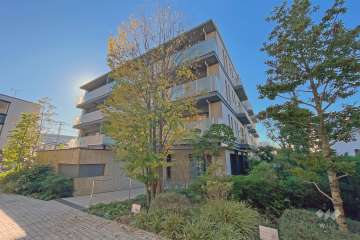 ディアナコート尾山台翠景の外観（北西側から）