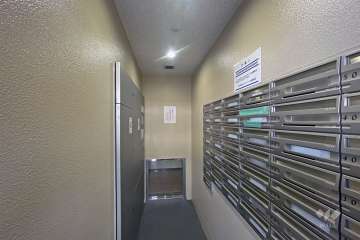 共用ポストと宅配ボックス