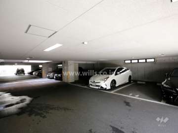 敷地内駐車場（屋内平面式）