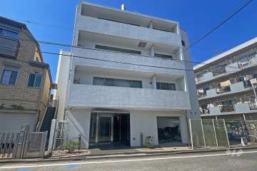 アルカンシエル駒沢の外観（東側から）