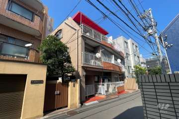 キャニオンマンション駒沢の外観（南西側から）