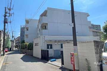 日商岩井桜新町マンションの外観（北東側から)