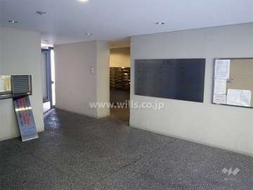 エントランスホール