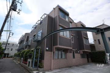 ベルビュー駒沢の外観（北東側から）