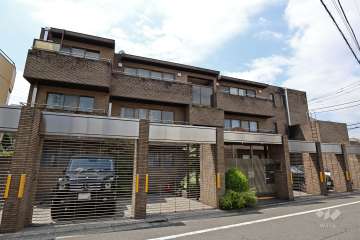 サンク駒沢の外観（北東側から）