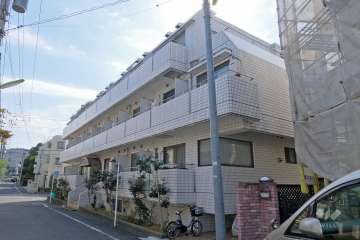 朝日プラザ桜新町の外観（北側から）