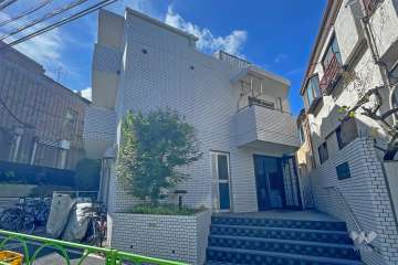 中銀弦巻マンシオンの外観（北東側から）