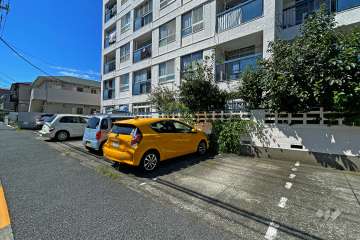 敷地内駐車場（屋外平面式）