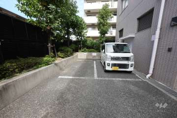 来客用駐車場（屋外平面式）
