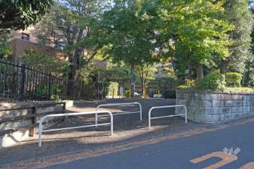 敷地の出入り口