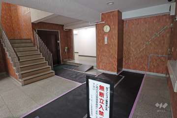エントランスホール