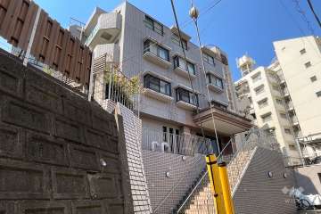 エンゼルハイム馬事公苑の外観（北東側から）