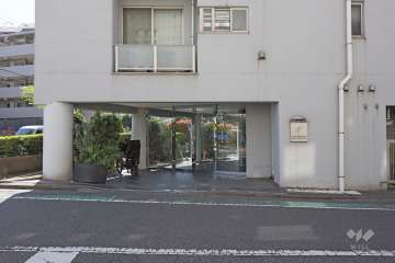 敷地の出入り口