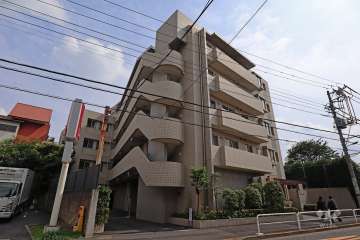 クレッセント桜新町パークサイドの外観(北東側から)