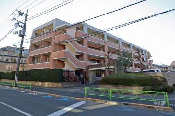 パークホームズ桜新町ガーデンズコートの外観（北東側から）