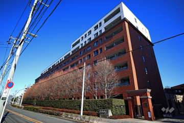 ラコルダ弦巻ガーデンコートの外観（南西側から）