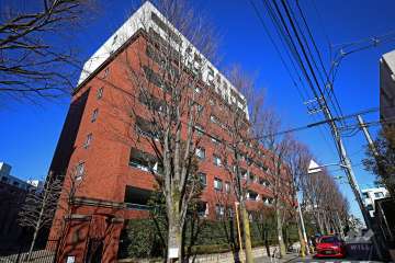 ラコルダ弦巻ガーデンコートの外観（南東側から）