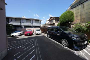敷地内駐車場（屋外平面式）