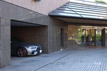 敷地内駐車場（屋内平面式）