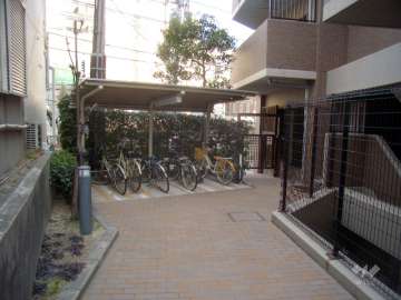 屋根付きの駐輪場
