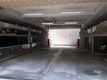 敷地内駐車場（機械式）
