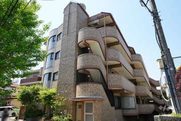 ライオンズヴィアーレ芦屋の外観（北西側から）