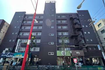 パール世田谷の外観(北側から)