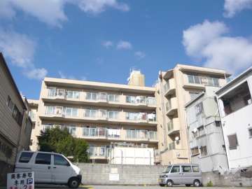 芦屋打出ビューハイツの外観（南側から）