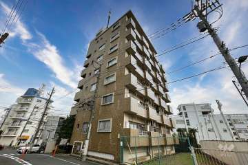 パラスト千歳船橋の外観（南西側から）