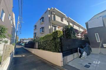 藤和シティコープ世田谷桜丘の外観（南西側から）