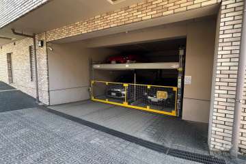 敷地内駐車場(屋内機械式)