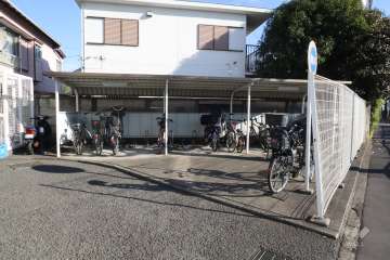 駐輪場（屋根付き）