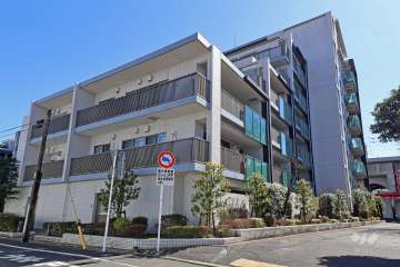 シティハウス世田谷桜丘の外観（北西側から）