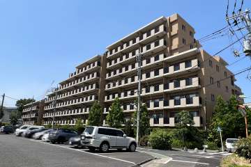 リーフィアレジデンス世田谷桜丘の外観(南東側から)