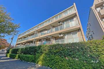 ホームズ桜丘の外観（南東側から）