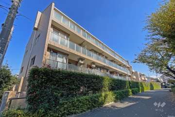 ホームズ桜丘の外観（南西側から）