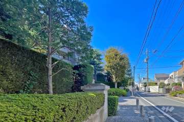 桜丘フラットの外観（北東側から）