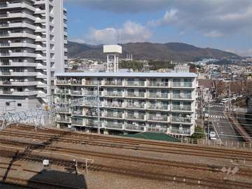 敷地の南側にはJR東海道本線が走っています。