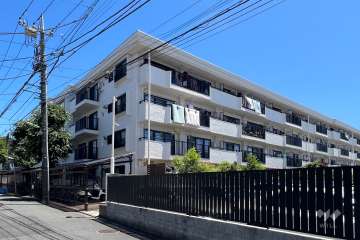 桜丘フラワーホームの外観(南西側から)