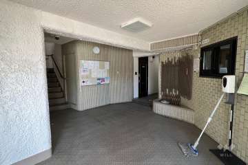 エントランスホール