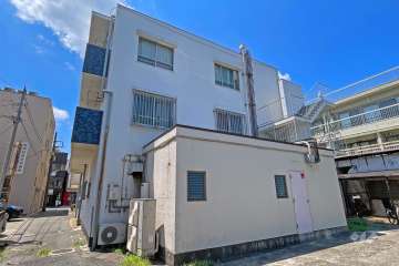 世田谷国際マンションの外観（南東側から）