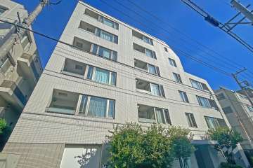 コスモイオ桜新町の外観（南西側から）