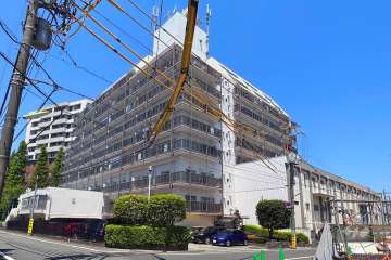 ライフコア世田谷の外観(南側から)