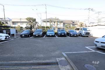 敷地内駐車場（屋外平面式）