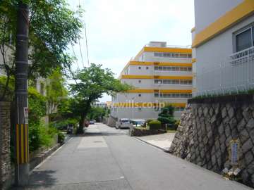 周辺の街並み。閑静な住宅街です。