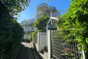 クレール桜新町の外観（北側から）